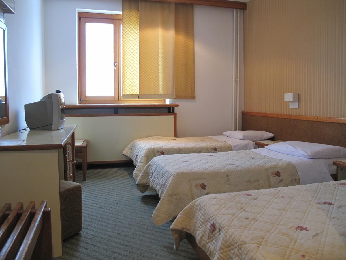 פאלה Hotel Bistrica מראה חיצוני תמונה