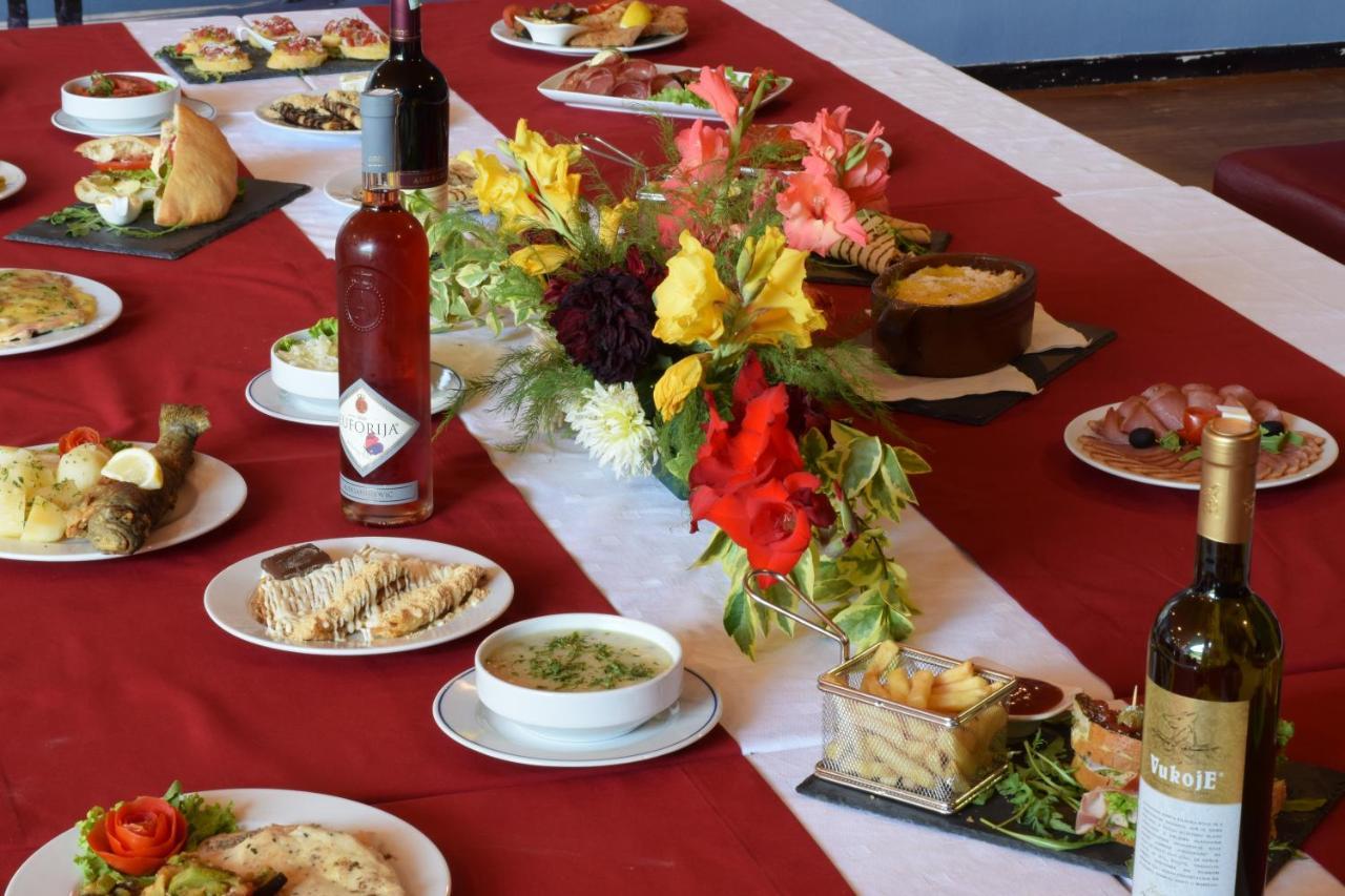 פאלה Hotel Bistrica מראה חיצוני תמונה